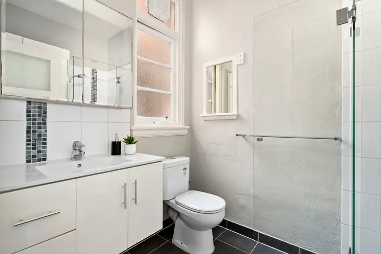 Sixth view of Homely apartment listing, 2/9 Williams Road, Prahran VIC 3181