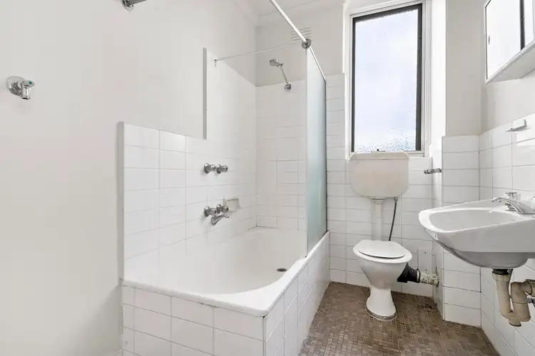 Sixth view of Homely apartment listing, 9/29 May Road, Toorak VIC 3142