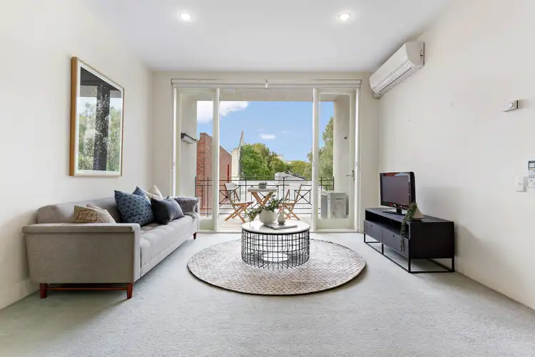 Third view of Homely apartment listing, 6/1 Gordon Grove, Malvern VIC 3144