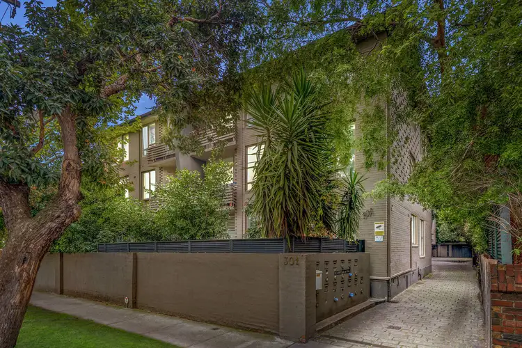 11/301 Dandenong Road, Prahran VIC 3181