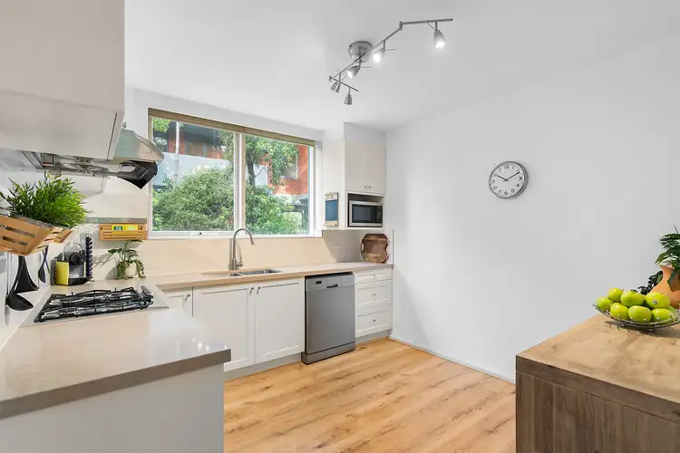 Third view of Homely apartment listing, 2/176 Power Street, Hawthorn VIC 3122