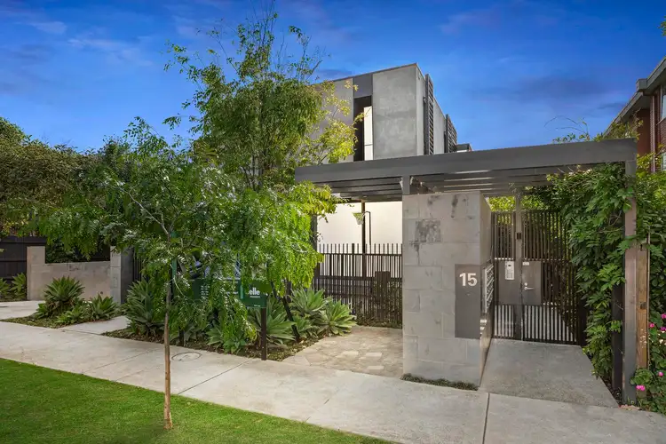2/15 Irving Avenue, Prahran VIC 3181