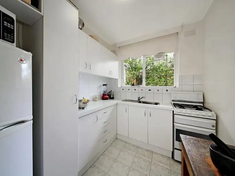 Fourth view of Homely apartment listing, 8/581 Orrong Road, Armadale VIC 3143