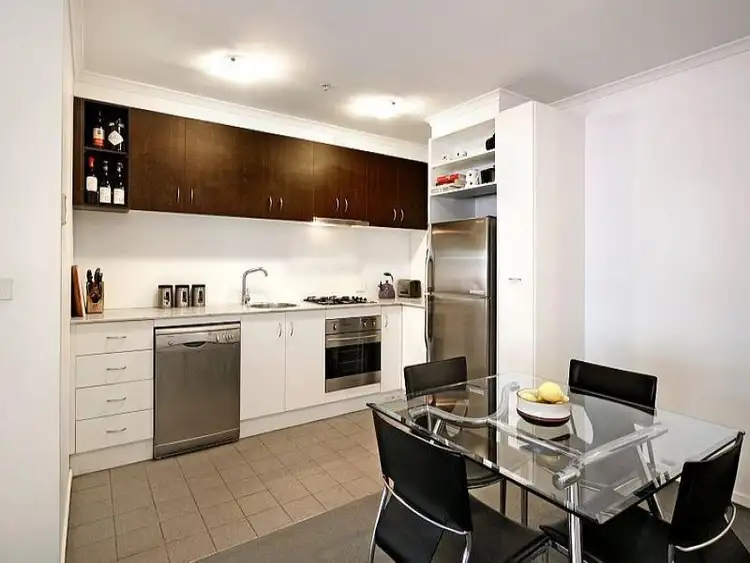 Fifth view of Homely apartment listing, 2/24 Valentine Grove, Armadale VIC 3143