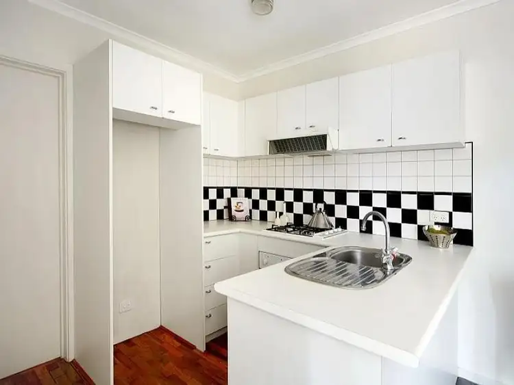 Fourth view of Homely apartment listing, 4/2 Armadale Street, Armadale VIC 3143