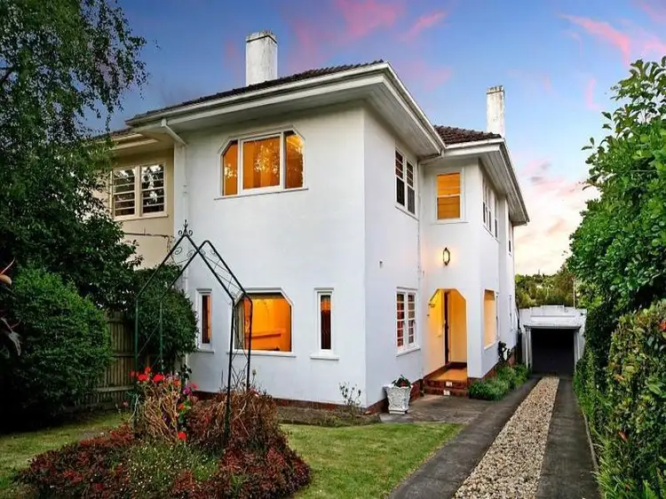 13 Talbot Crescent, Kooyong VIC 3144