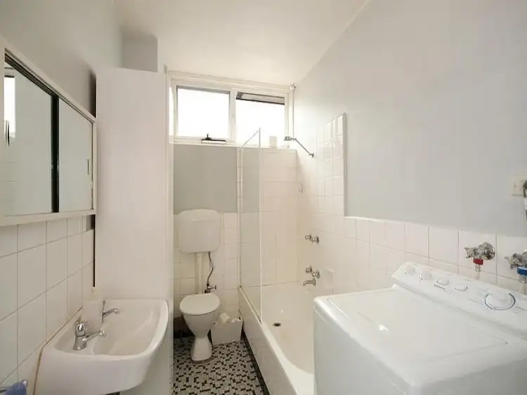 Sixth view of Homely apartment listing, 6/581 Orrong Road, Armadale VIC 3143