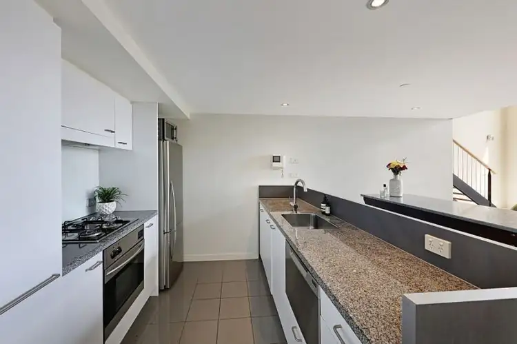 Fourth view of Homely apartment listing, 305/220 Commercial Road, Prahran VIC 3181