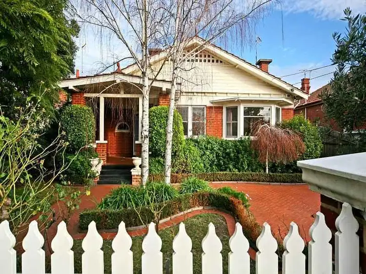 18 Alleyne Avenue, Armadale VIC 3143