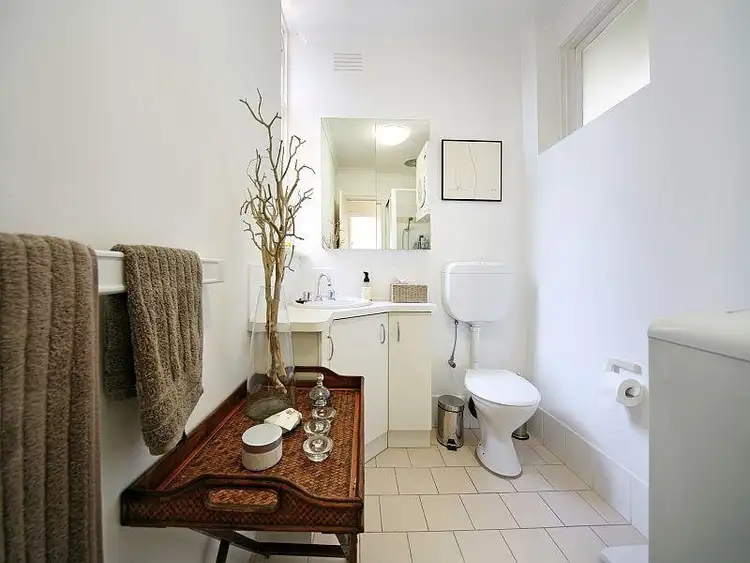 Sixth view of Homely unit listing, 15/17-19 The Avenue, Windsor VIC 3181