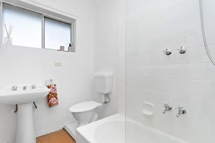 Fifth view of Homely apartment listing, 6/48 Cawkwell Street, Malvern VIC 3144