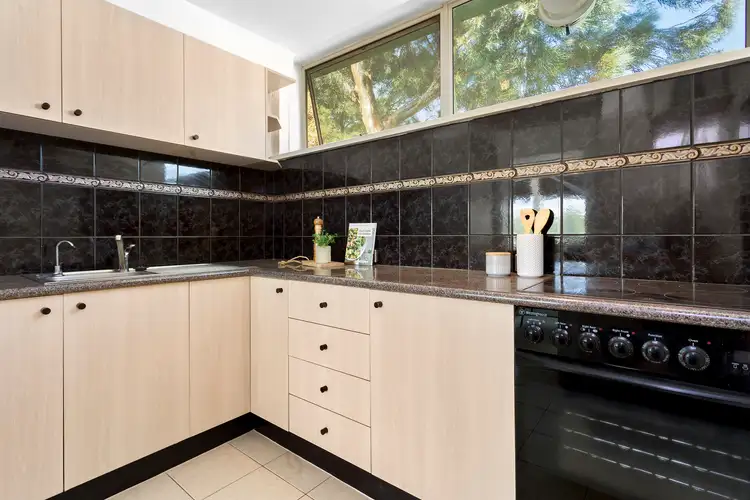 Fifth view of Homely apartment listing, 6/9 Denbigh Road, Armadale VIC 3143