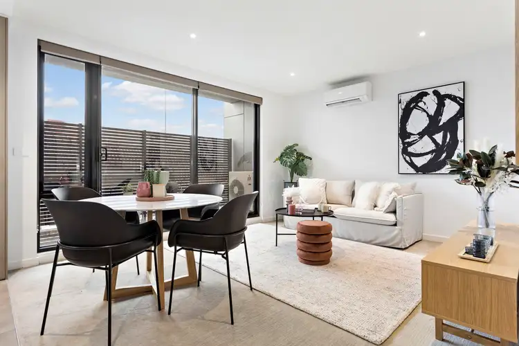 1/10 Llaneast Street, Armadale VIC 3143