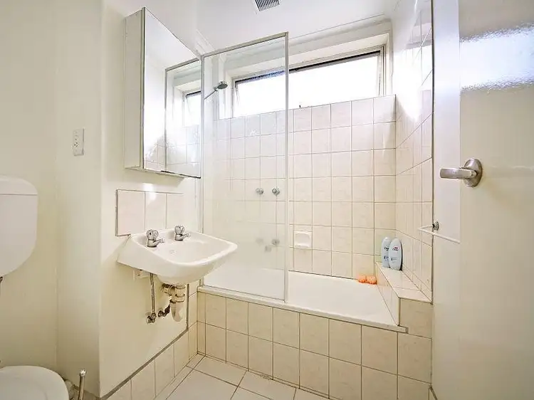 Fourth view of Homely apartment listing, 10/38 Wattletree Road, Armadale VIC 3143