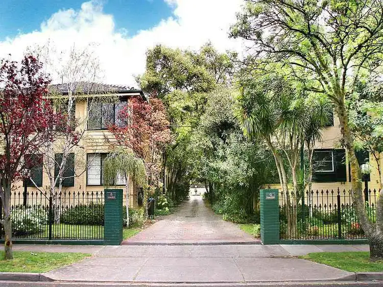 11/6-8 Avondale Road, Armadale VIC 3143