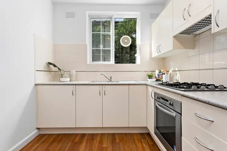 Fifth view of Homely apartment listing, 17/6 Avondale Road, Armadale VIC 3143