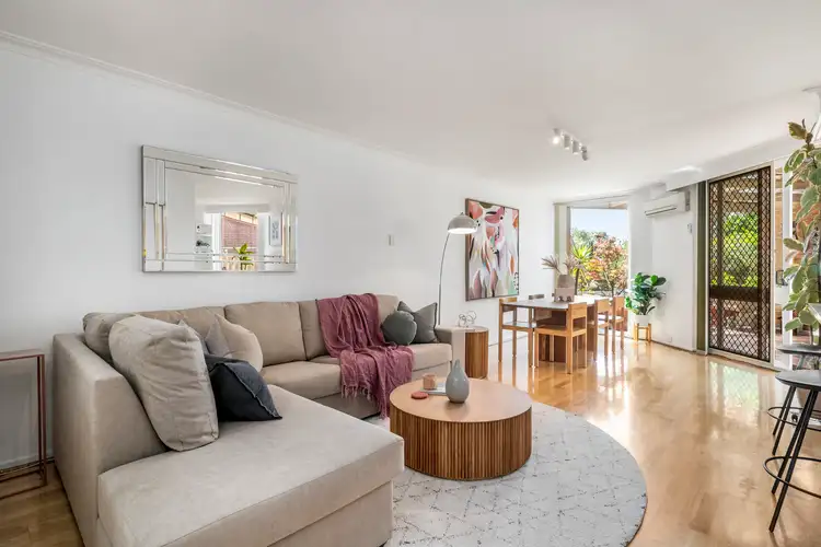 Second view of Homely house listing, 2/5 The Terrace, Armadale VIC 3143