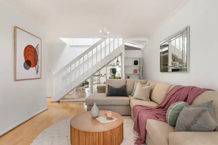 Fifth view of Homely house listing, 2/5 The Terrace, Armadale VIC 3143