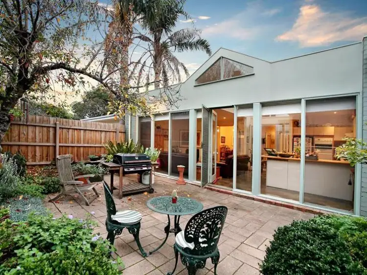 Third view of Homely house listing, 8 Mt Pleasant Grove, Armadale VIC 3143
