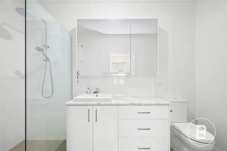 Sixth view of Homely retirement listing, 8 Schoolhouse Court, Maryborough VIC 3465