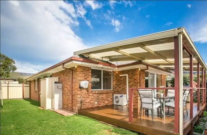 44 Downes Drive, Albion Park NSW 2527