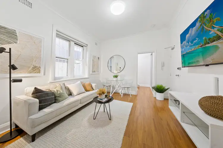 2/19 Pittwater Road, Manly NSW 2095
