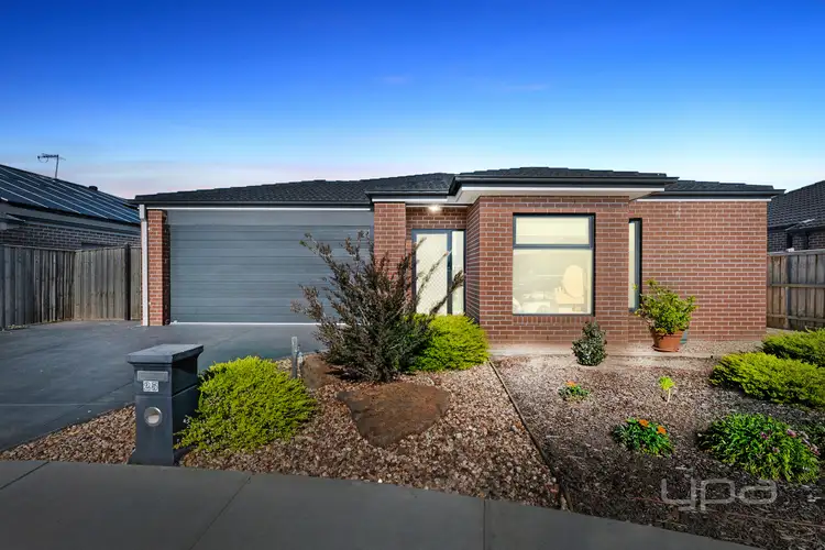 25 Scenic Way, Harkness VIC 3337