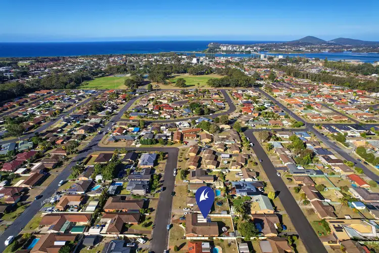 16 Sciacca Avenue, Tuncurry NSW 2428