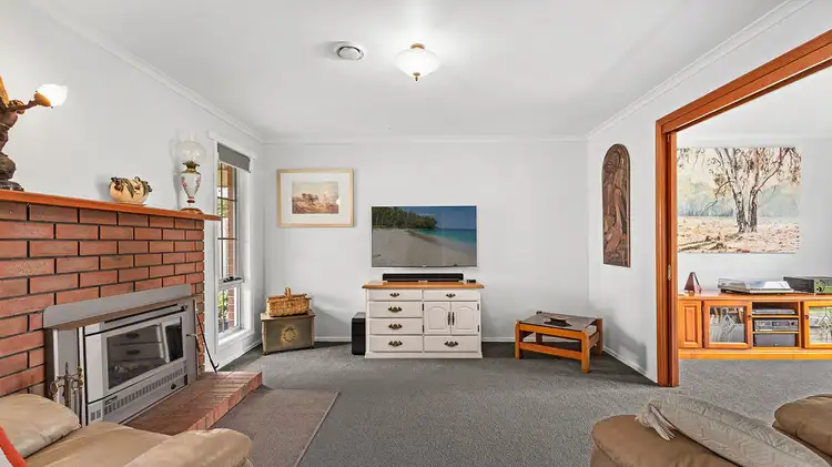 Sixth view of Homely house listing, 2 Virginia Court, Delacombe VIC 3356