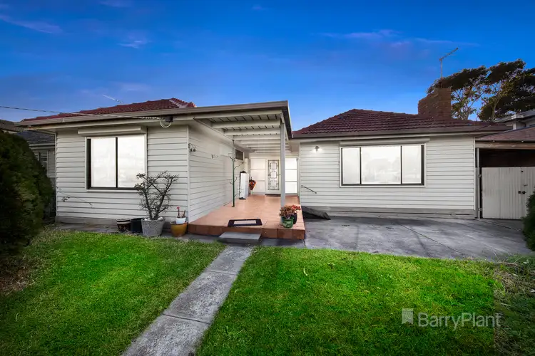 7 Nottingham Street, Sunshine North VIC 3020