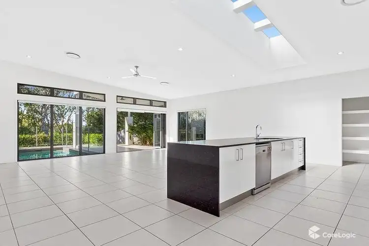 15 Cobblestone Place, Peregian Springs QLD 4573