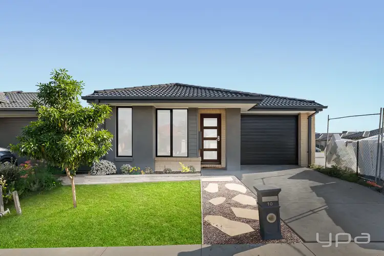 Main view of Homely house listing, 10 Komodo Drive, Tarneit VIC 3029