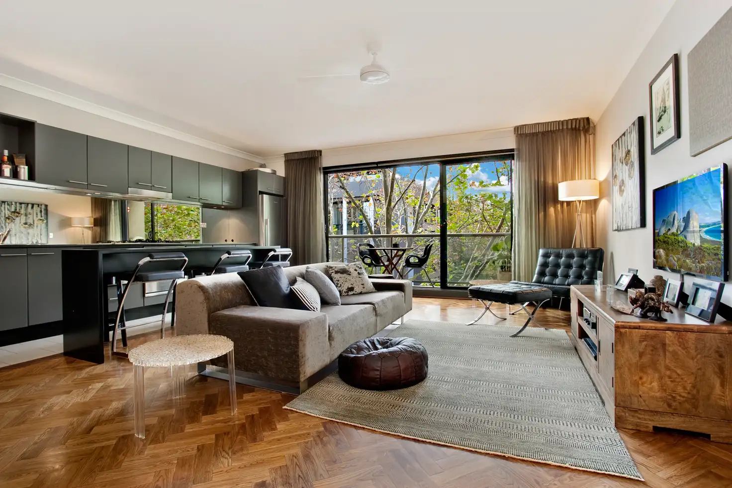Main view of Homely unit listing, 25/91-93 Macleay Street, Potts Point NSW 2011
