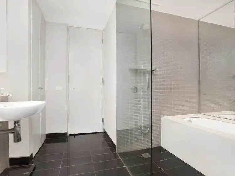 Fourth view of Homely unit listing, 603/5 Sterling Circuit, Camperdown NSW 2050