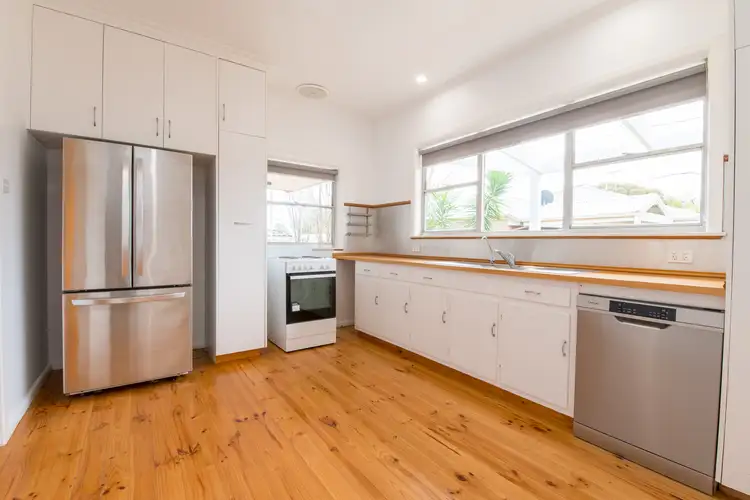 Fifth view of Homely house listing, 220 Beech Avenue, Mildura VIC 3500
