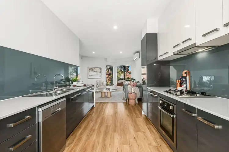 Second view of Homely unit listing, 18/8 Prospect Street, Pascoe Vale VIC 3044