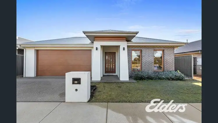 25 Peter Thomson Circuit, Yarrawonga VIC 3730