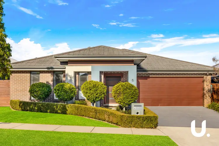6 Downing Way, Gledswood Hills NSW 2557