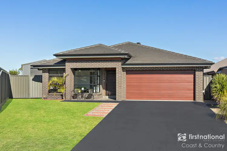 18 Silvereye Close, South Nowra NSW 2541