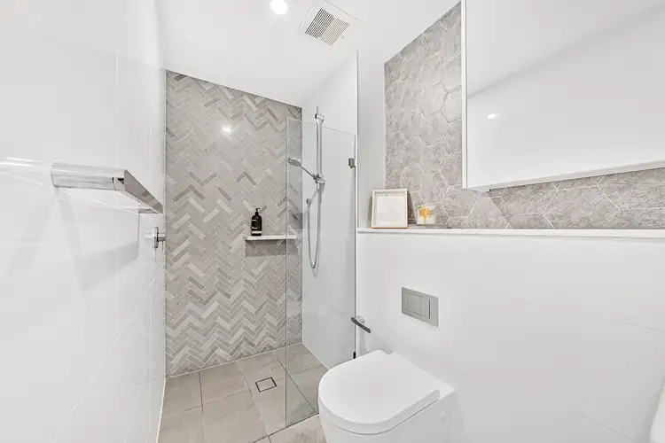Fifth view of Homely apartment listing, 304/25 Mann Street, Gosford NSW 2250