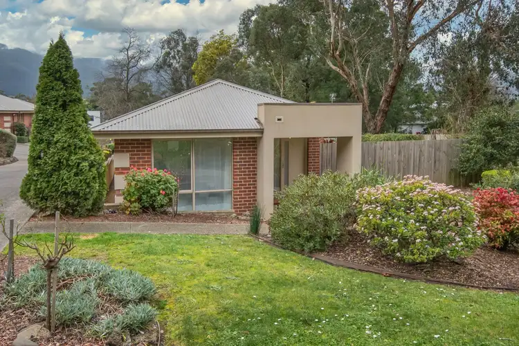 1/1 Crescent Road