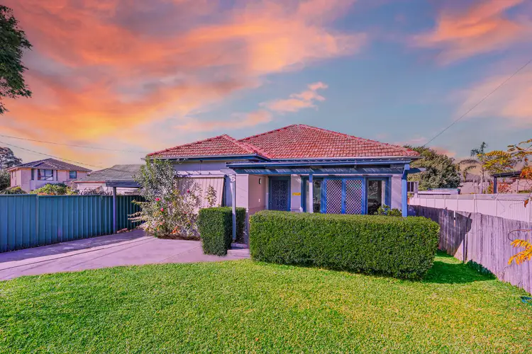 5 McCoy Street, Toongabbie NSW 2146
