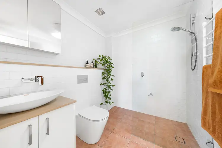 Fourth view of Homely unit listing, 10/2 Wetherill Street, Narrabeen NSW 2101