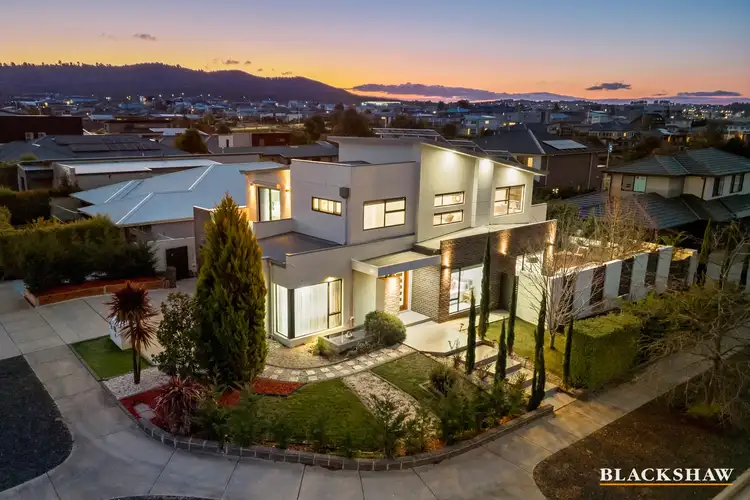 32 Serventy Street, Wright ACT 2611
