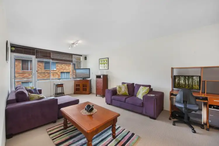 Second view of Homely unit listing, 5/132 Queenscliff Road, Queenscliff NSW 2096