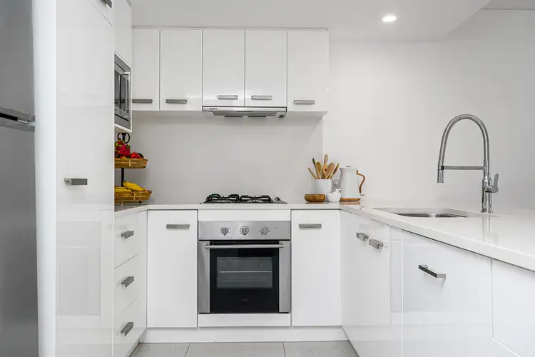Sixth view of Homely unit listing, 101/215 Boundary Street, Rainbow Bay QLD 4225