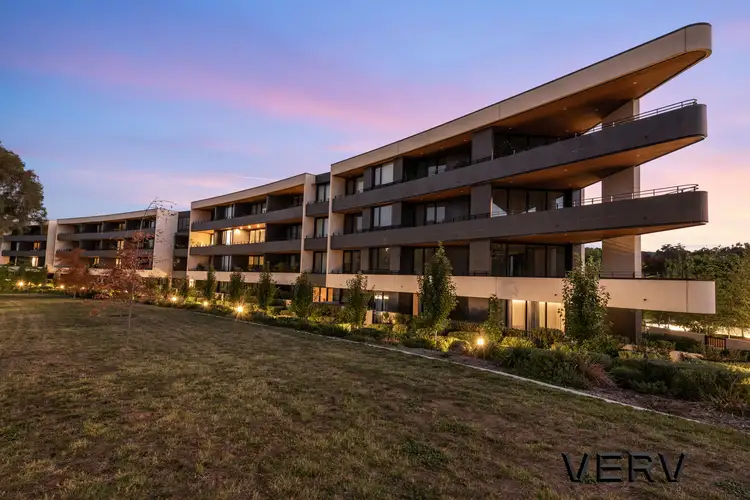 53/7 State Circle, Forrest ACT 2603