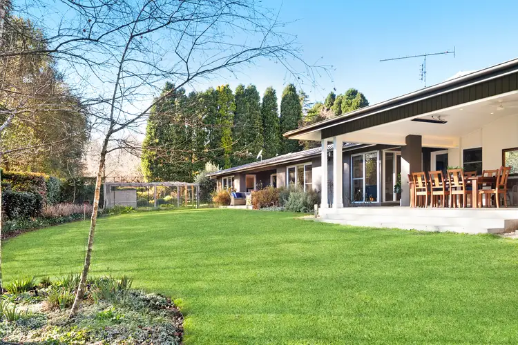 66 Holly Road, Burradoo NSW 2576