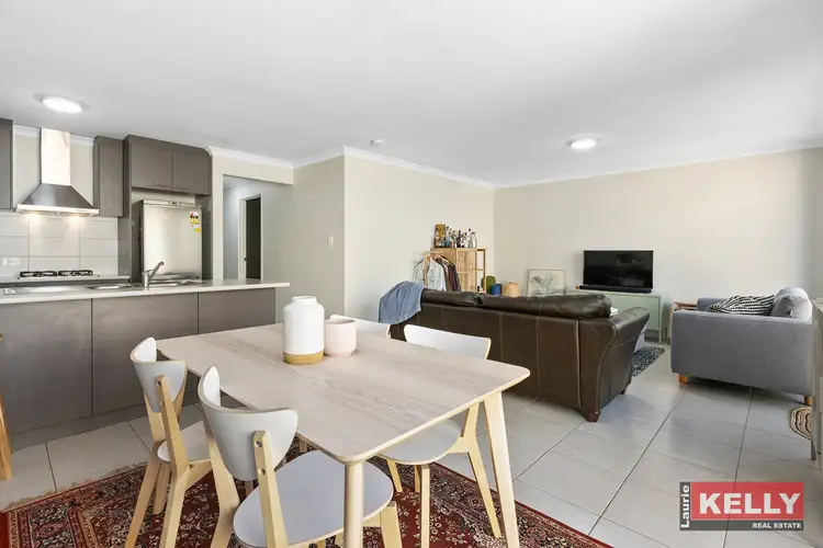 18/12 Loder Way, South Guildford WA 6055