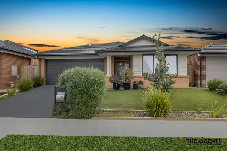 11 Folkestone Road, Werribee VIC 3030